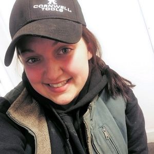 Meet your Posher, Hannah